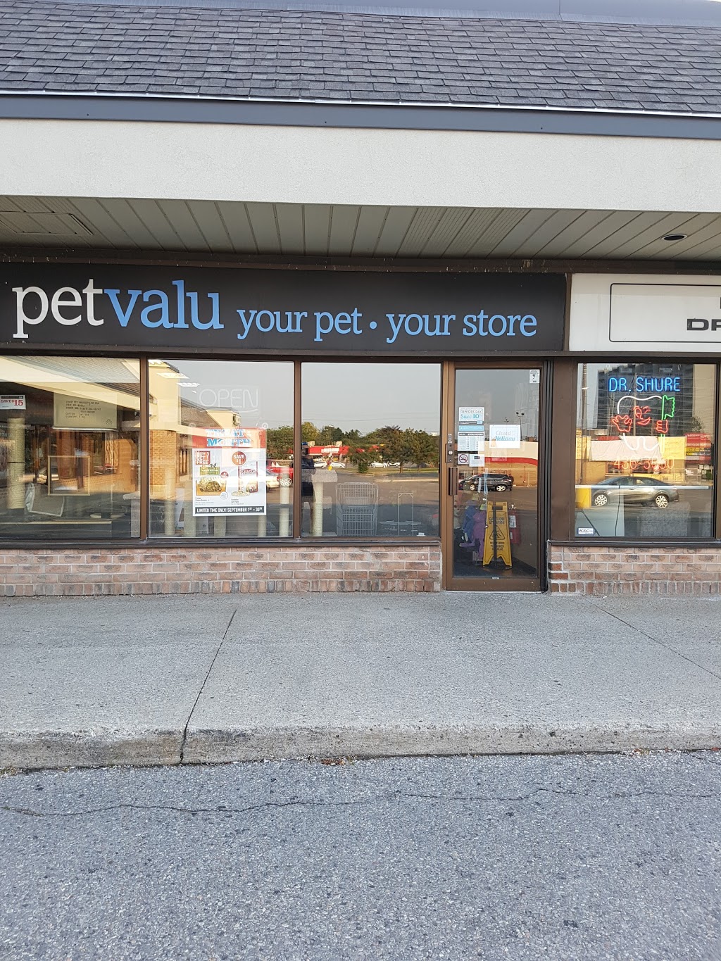 Pet Valu | 300 Taunton Rd E, Oshawa, ON L1G 7T4, Canada | Phone: (905) 433-5564
