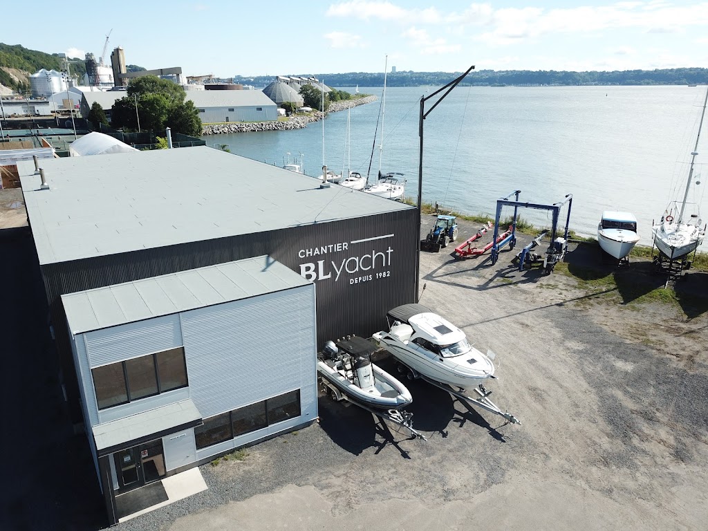 Chantier BLyacht inc. | 1225 Bd Champlain, Québec, QC G1K 0A2, Canada | Phone: (418) 686-0330