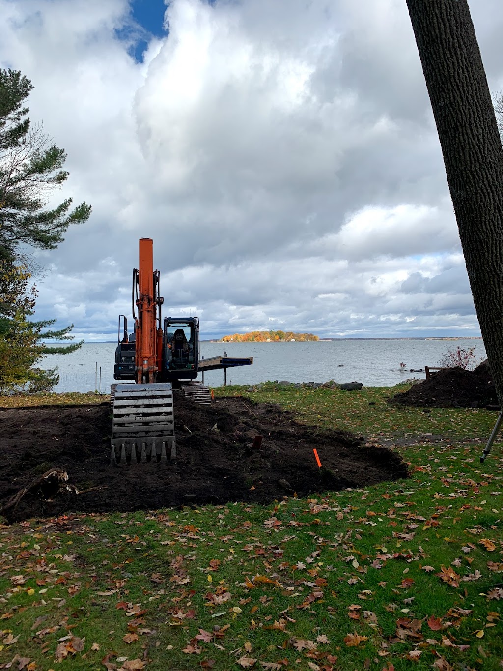 Brentwood C Excavation | 45th St S #30, Wasaga Beach, ON L9Z 0A6, Canada | Phone: (705) 794-8080