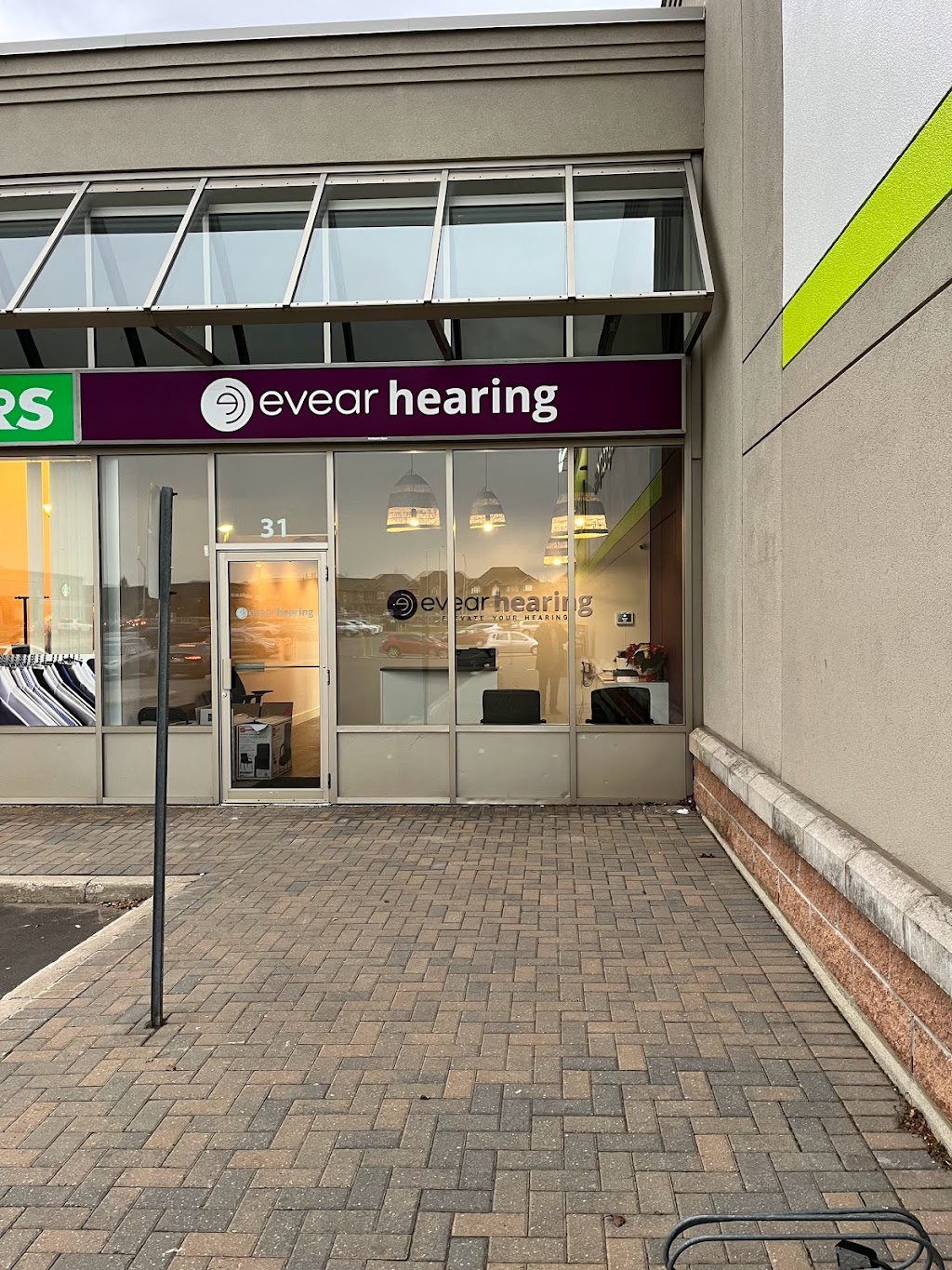 Evear Hearing Oakville | 2501 Third Line Unit 31, Oakville, ON L6M 5A9, Canada | Phone: (905) 827-1515