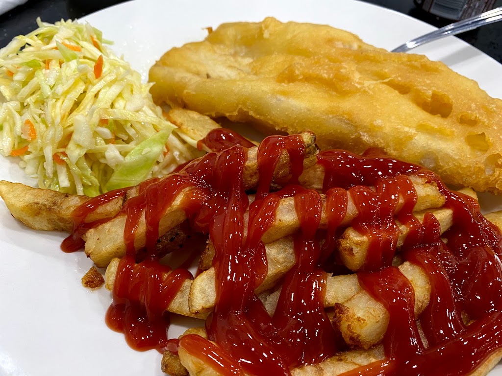 Halibut House Fish and Chips | 300 King George Rd, Brantford, ON N3R 5M1, Canada | Phone: (519) 304-3331