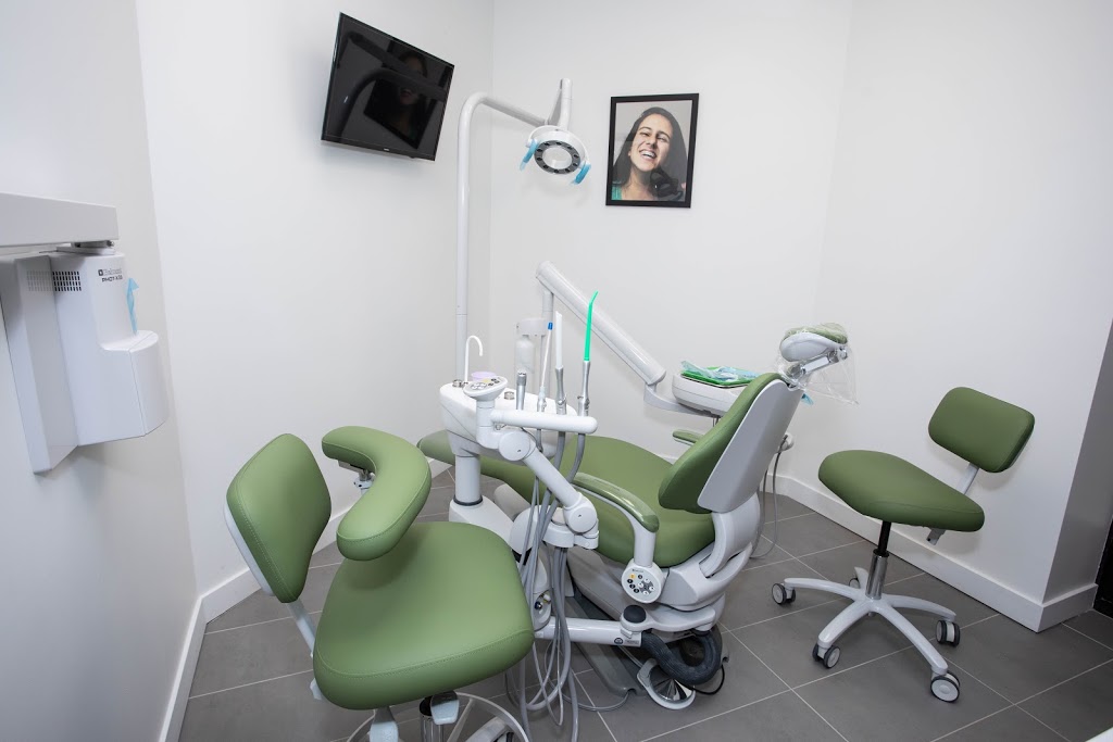 Eagle Family Dentistry | Dr. Saeed Meshksar | 340 Eagle St W #11, Newmarket, ON L3Y 7M9, Canada | Phone: (289) 796-3696