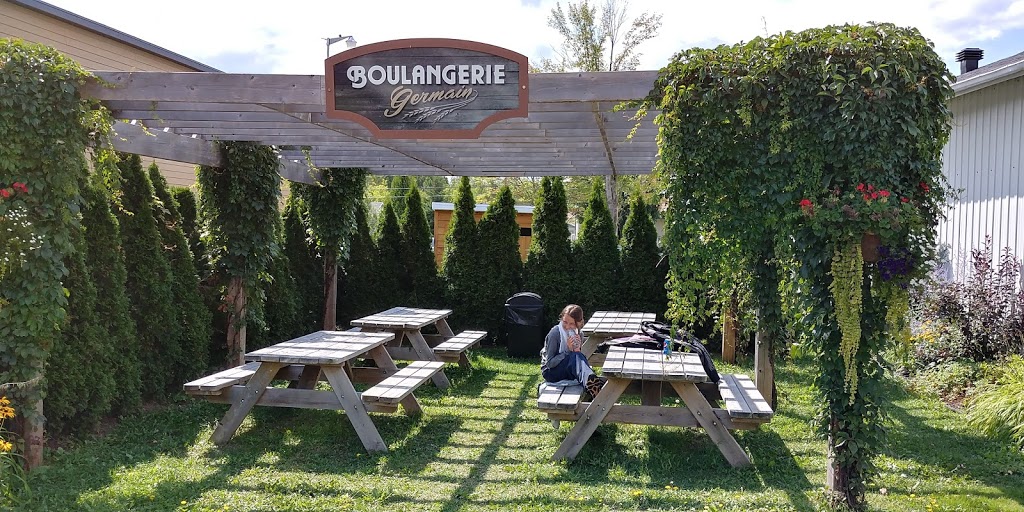 Boulangerie Germain (2010) | 570 Rue Notre Dame, Sainte-Thècle, QC G0X 3G0, Canada | Phone: (418) 289-3145