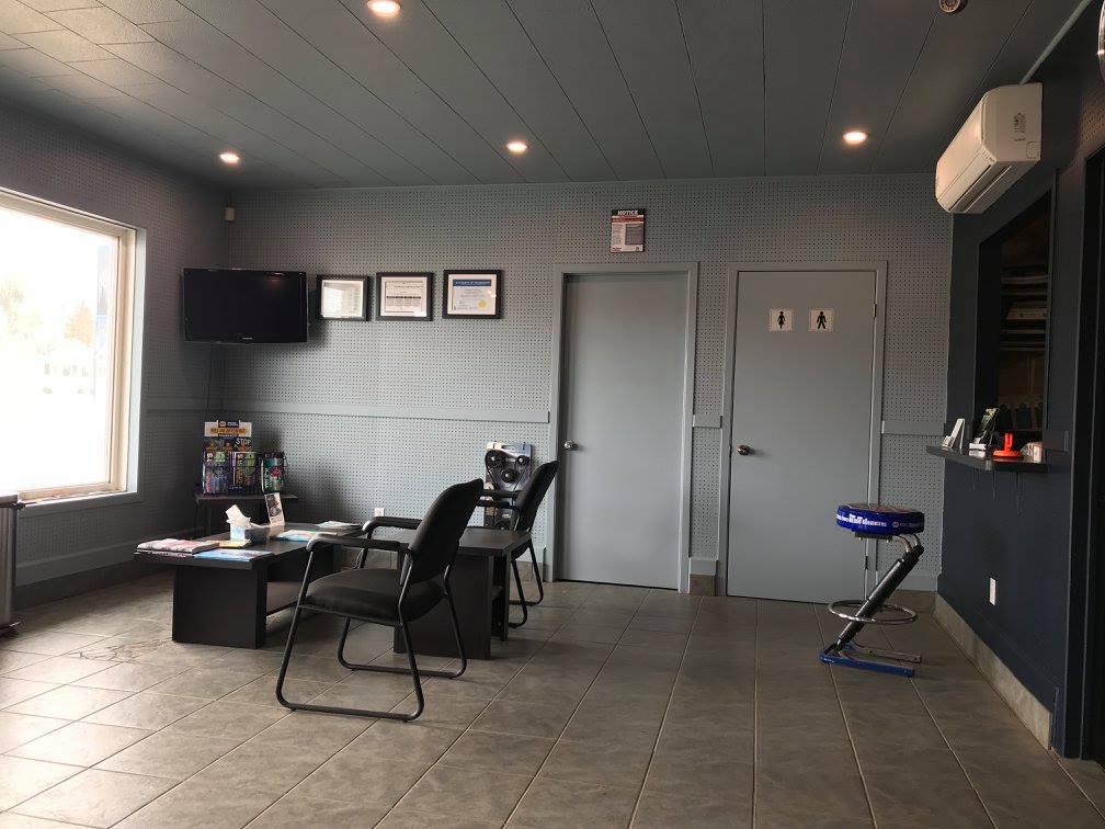 MD Autocare | 540 Limoges Rd, Limoges, ON K0A 2M0, Canada | Phone: (613) 443-1111