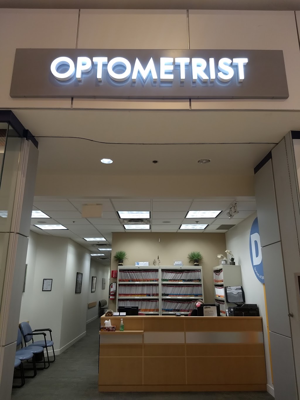 Gilmore & Juricic Optometry | 3100 Howard Ave, Windsor, ON N8X 3Y8, Canada | Phone: (519) 250-0808