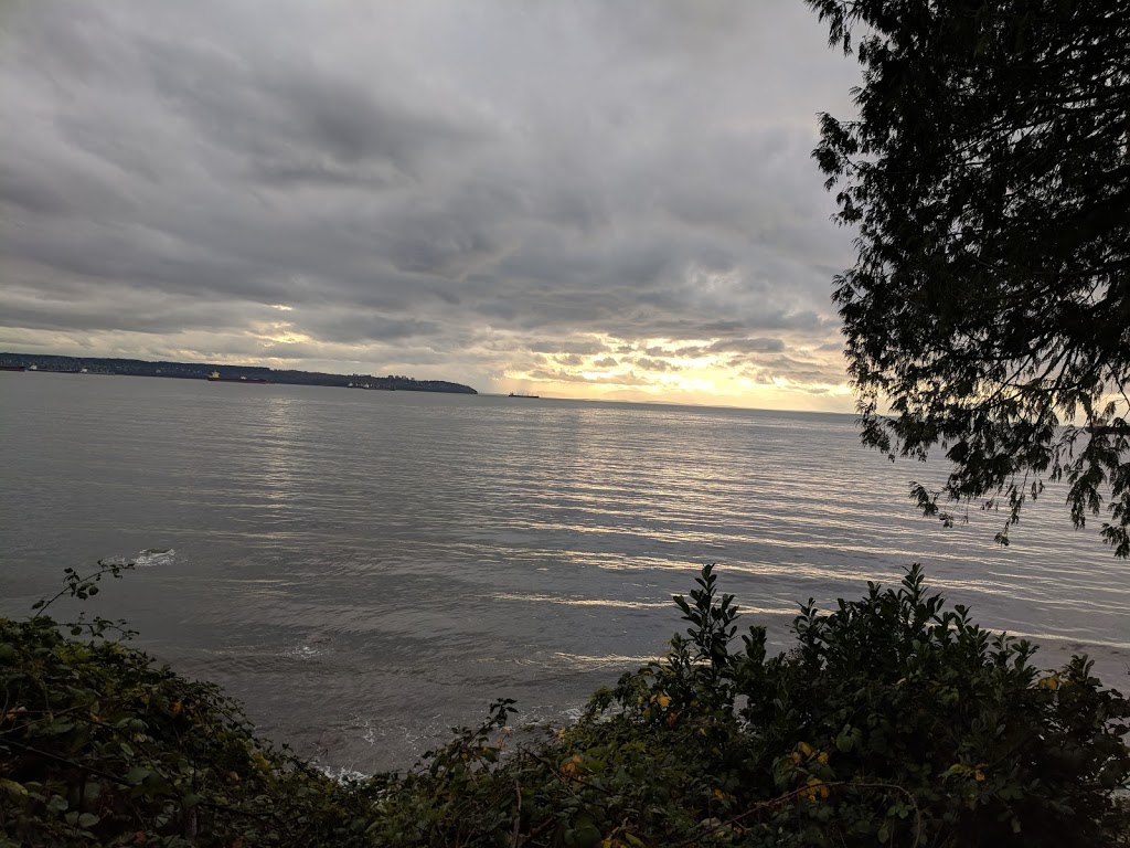 Altamont Beach Park | 2930 Park Ln, West Vancouver, BC V7V 1E9, Canada