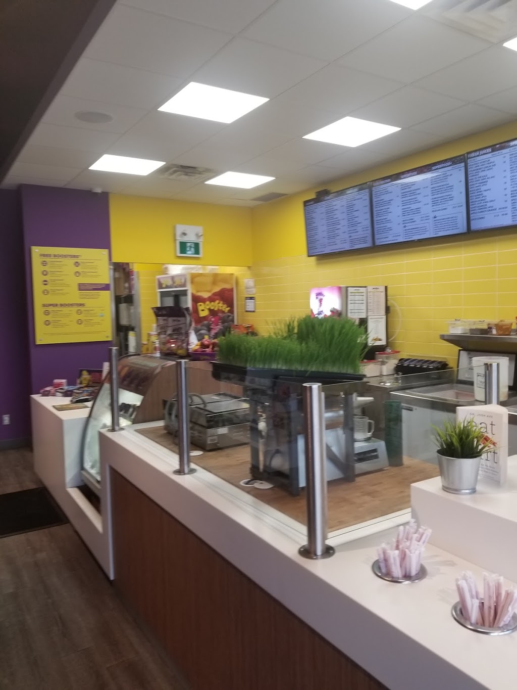 Booster Juice | 2014 Ogilvie Rd Unit #2, Gloucester, ON K1J 7N9, Canada | Phone: (613) 746-1010