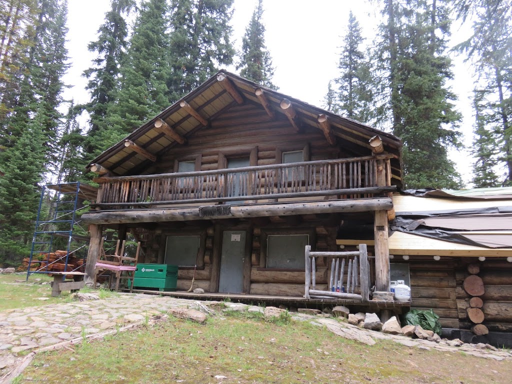 Twin Falls Chalet | Yoho Valley Rd, Field, BC V0A 1G0, Canada | Phone: (403) 228-7079