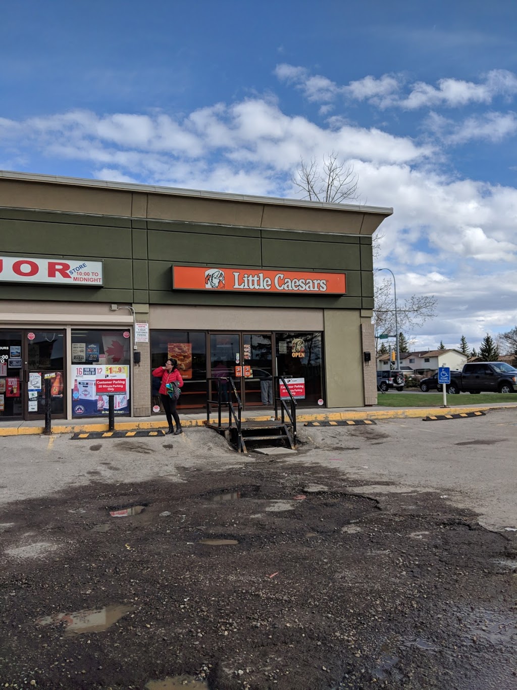 Little Caesars Pizza | 208 Midpark Way SE #6, Calgary, AB T2X 1J6, Canada | Phone: (403) 256-5199