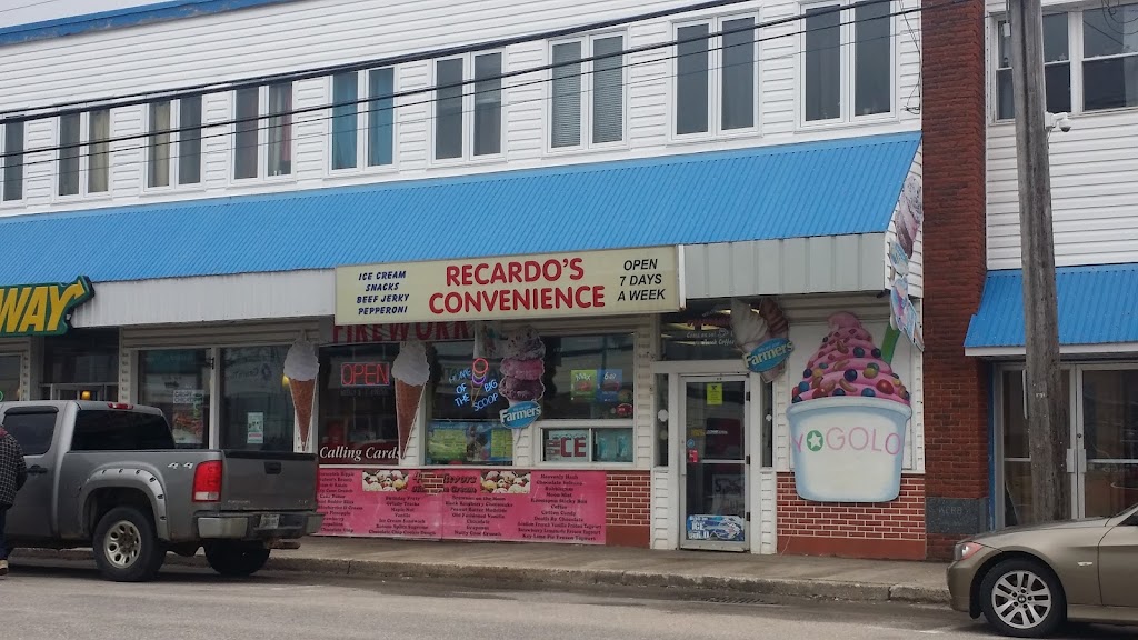 Recardos Convenience | 85 Water St, Digby, NS B0V 1A0, Canada | Phone: (902) 245-2641
