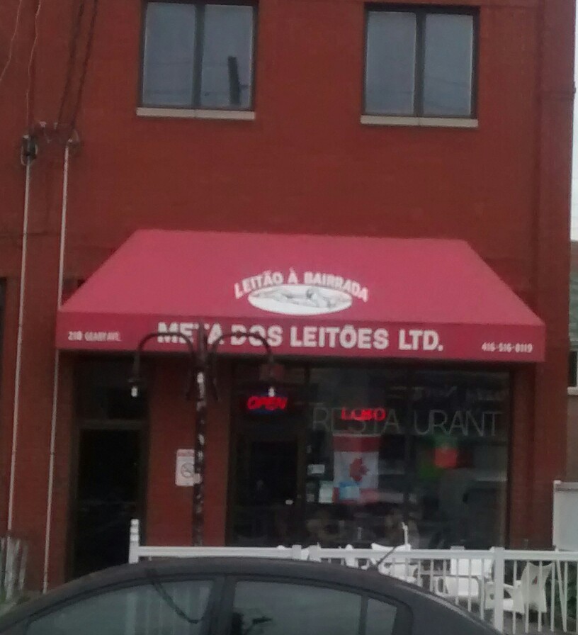 Meta Dos Leitoes | 218 Geary Ave, Toronto, ON M6H 2C3, Canada | Phone: (416) 516-8119