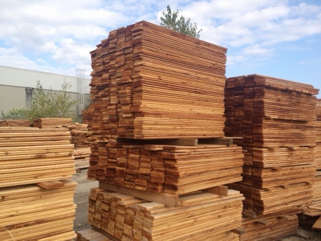 Big Red Cedar | Cedar Fence Panels | 20730 Mufford Crescent, Langley City, BC V2Y 2V9, Canada | Phone: (604) 532-1136