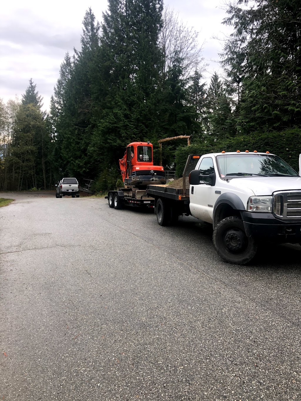 Tall Timber Excavating ltd | 3146 Hansen Rd, Roberts Creek, BC V0N 2W1, Canada | Phone: (604) 690-3209