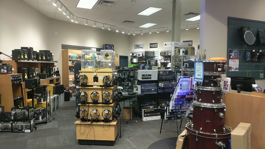 Long & McQuade Musical Instruments | 900 Rathburn Rd W, Mississauga, ON L5C 4L3, Canada | Phone: (905) 273-3939