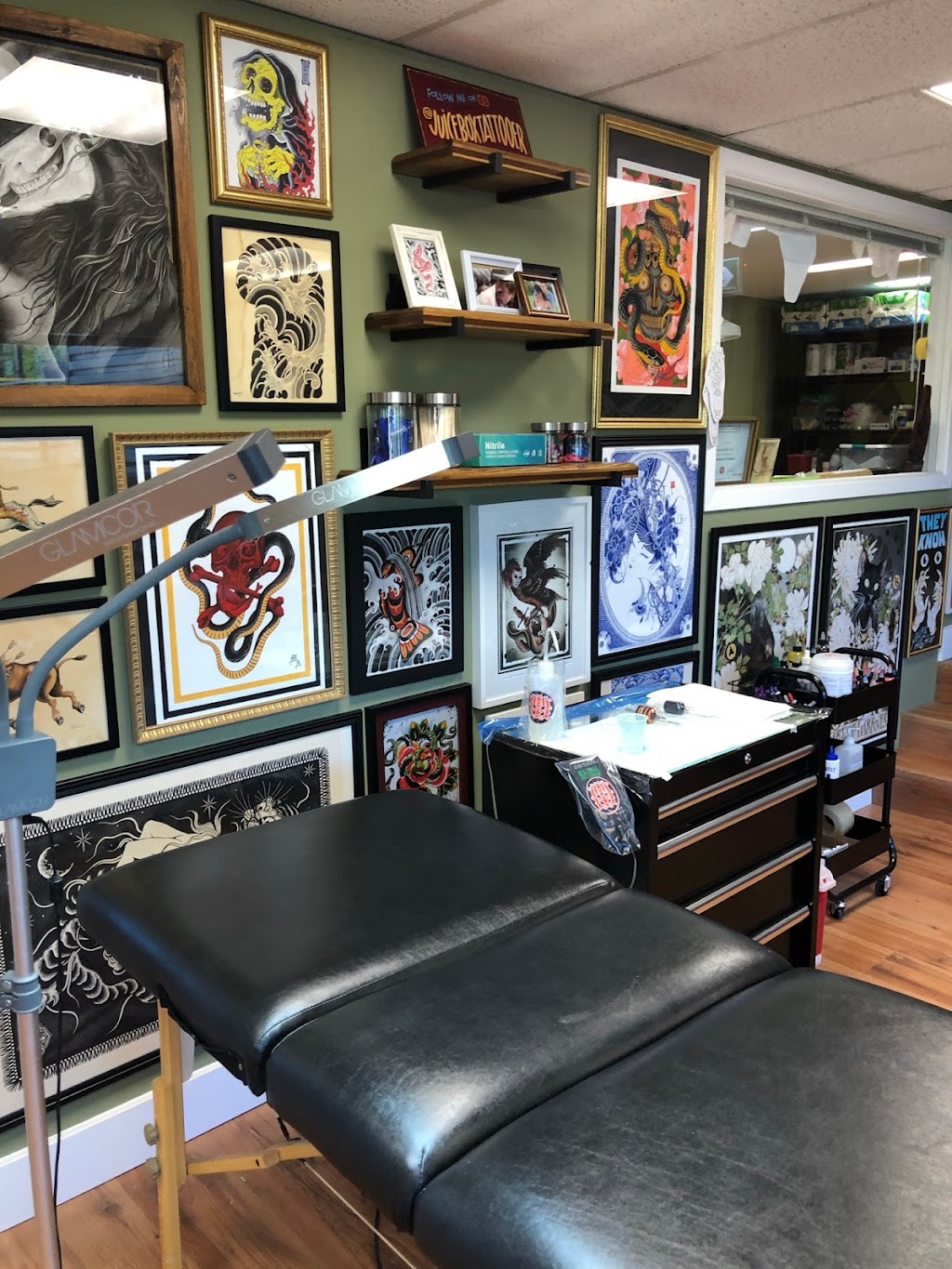 Memorial Tattoo Parlour | 2780 Veterans Memorial Pkwy Unit 210, Victoria, BC V9B 3S6, Canada | Phone: (778) 433-3899