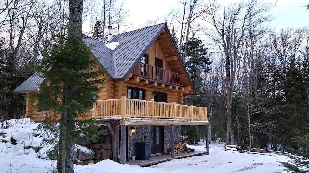 Construction de Chalets bois rond Paul Imhof | 930 Rue Principale, Saint-Stanislas-de-Champlain, QC G0X 3E0, Canada | Phone: (819) 383-1897