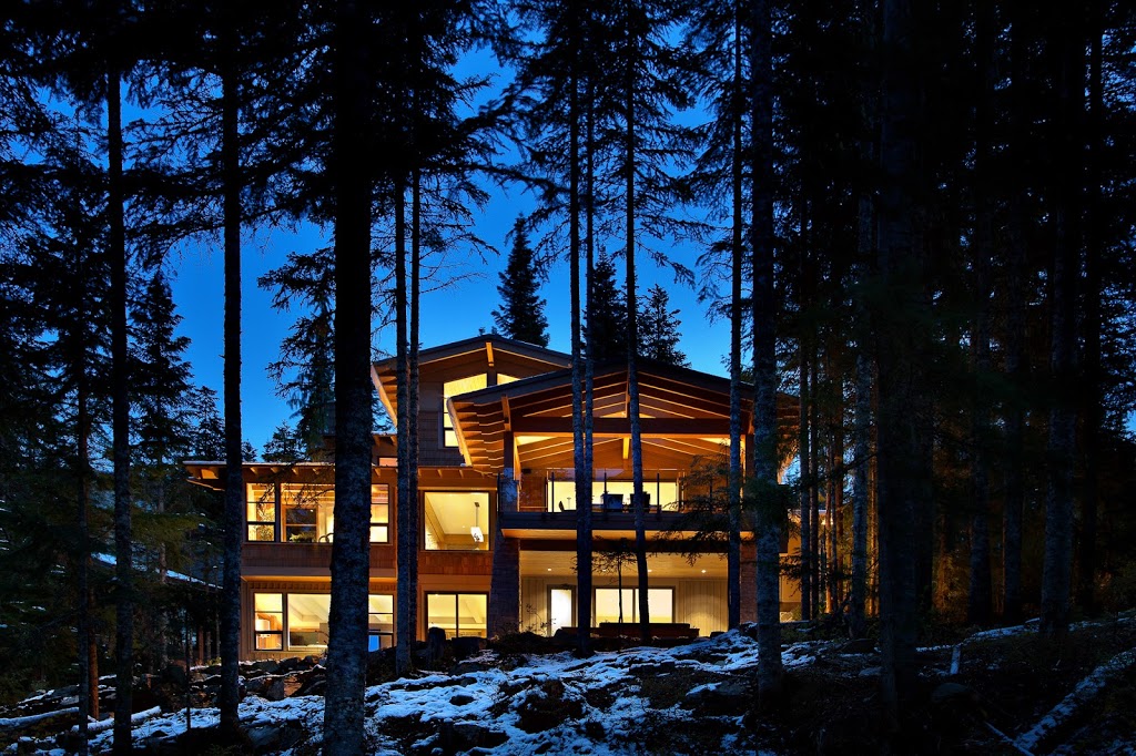 Hlynsky + Davis Architects Inc. | 2439 Bellevue Ave, West Vancouver, BC V7V 1E1, Canada | Phone: (604) 925-3631