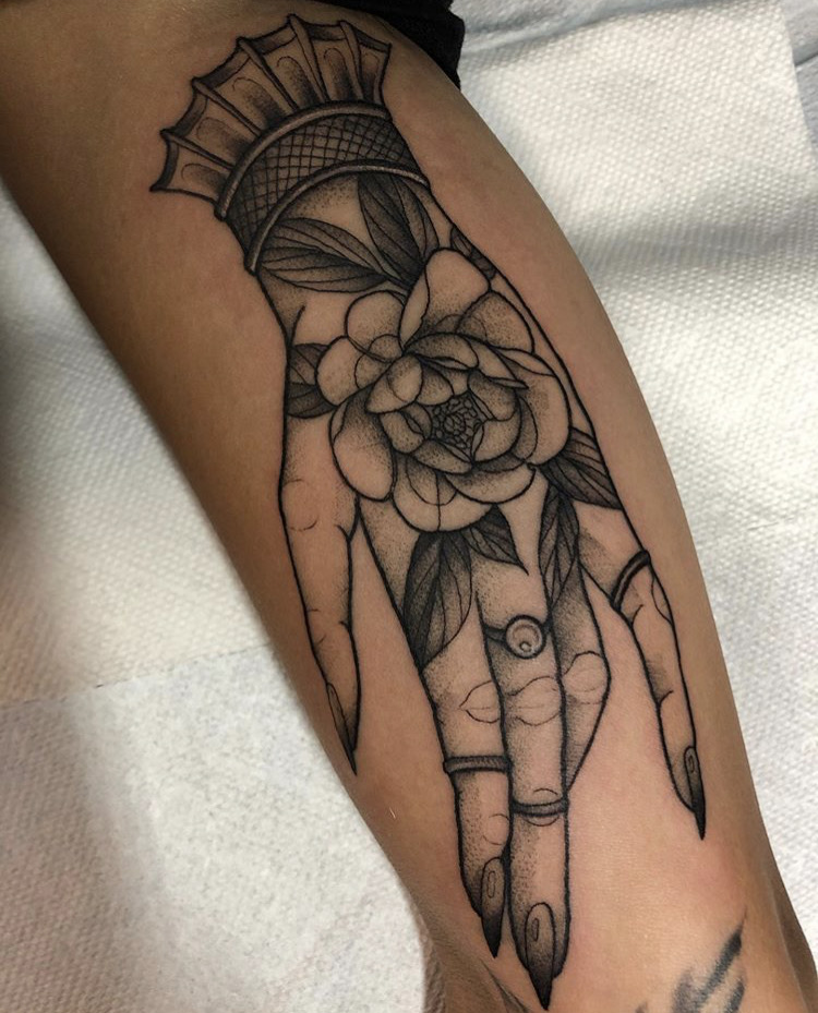 Ruby Blade Tattoos | 612 Arbor Rd, Mississauga, ON L5G 2J9, Canada | Phone: (289) 297-5272