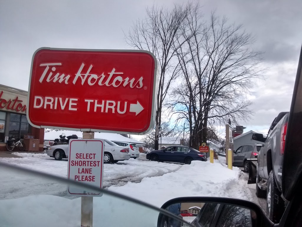 Tim Hortons | 383 Stewart St, Renfrew, ON K7V 1Y3, Canada | Phone: (613) 432-6278