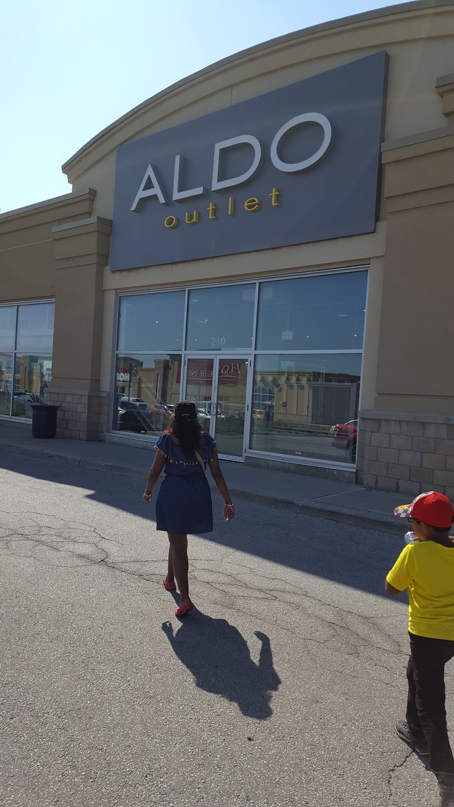 Aldo Outlet | 210 Great Lakes Dr, Brampton, ON L6R 2K7, Canada | Phone: (905) 791-5817