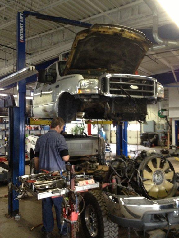 Larrys Auto & Truck Repair Ltd | 3344 Mavis Rd, Mississauga, ON L5C 1T8, Canada | Phone: (905) 276-7250