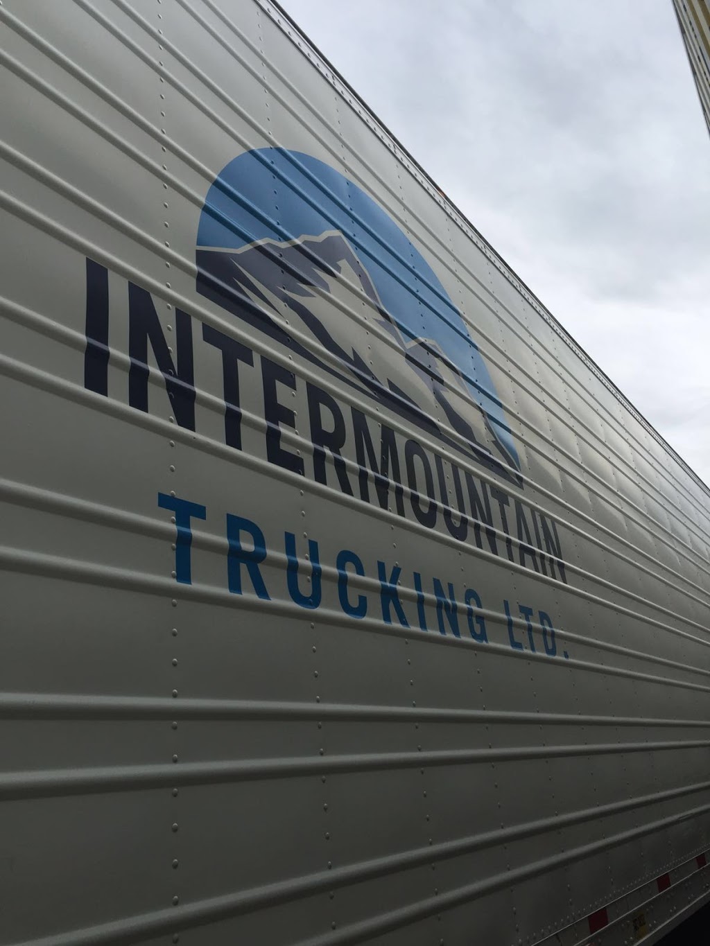 Intermountain Trucking LTD | 19437 32 Ave, Surrey, BC V3S 0L5, Canada | Phone: (604) 500-8600