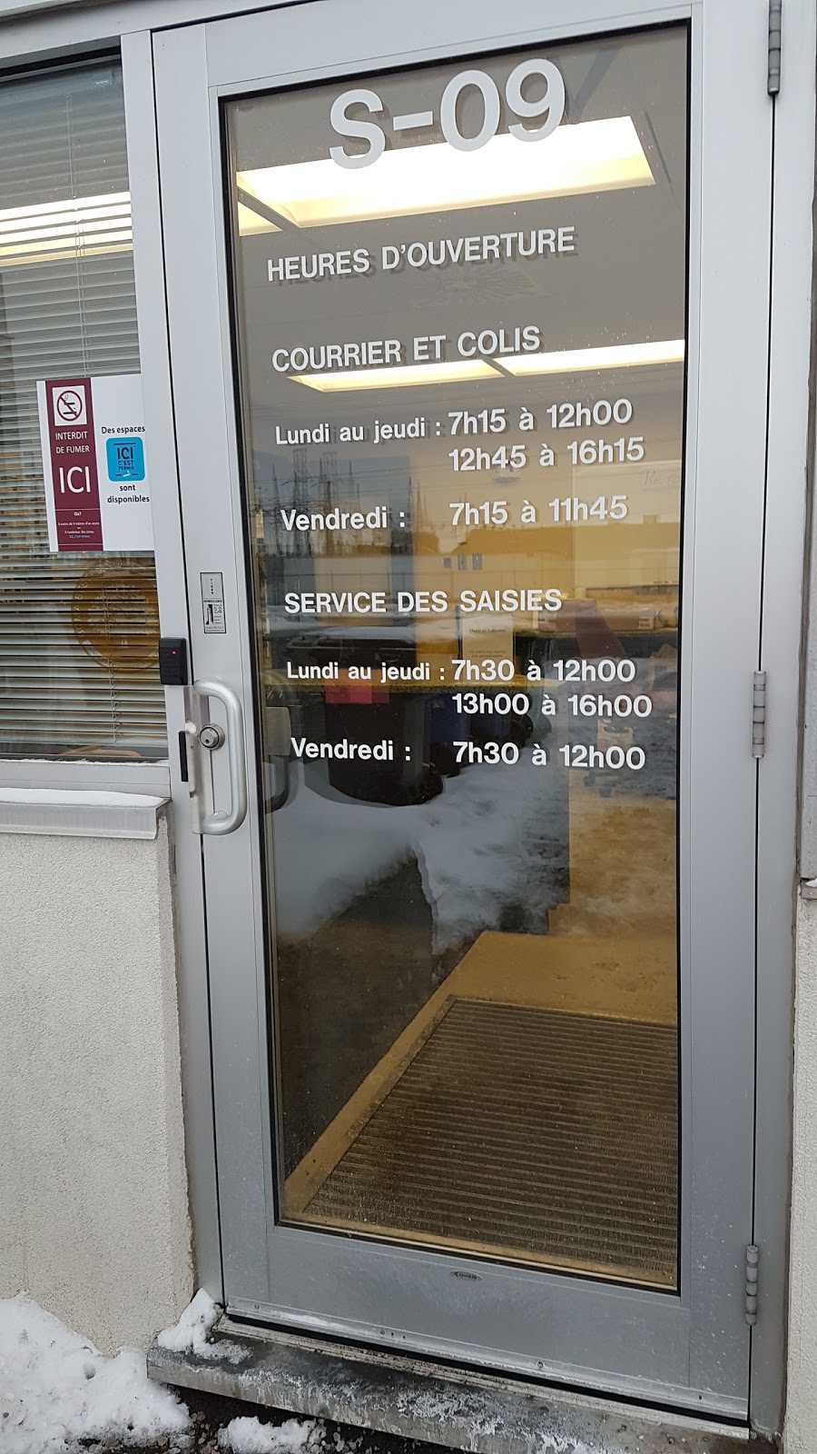 SAQ - Réception De Colis | 1501 Rue des Futailles, Montréal, QC H1N 3P1, Canada | Phone: (514) 254-6000