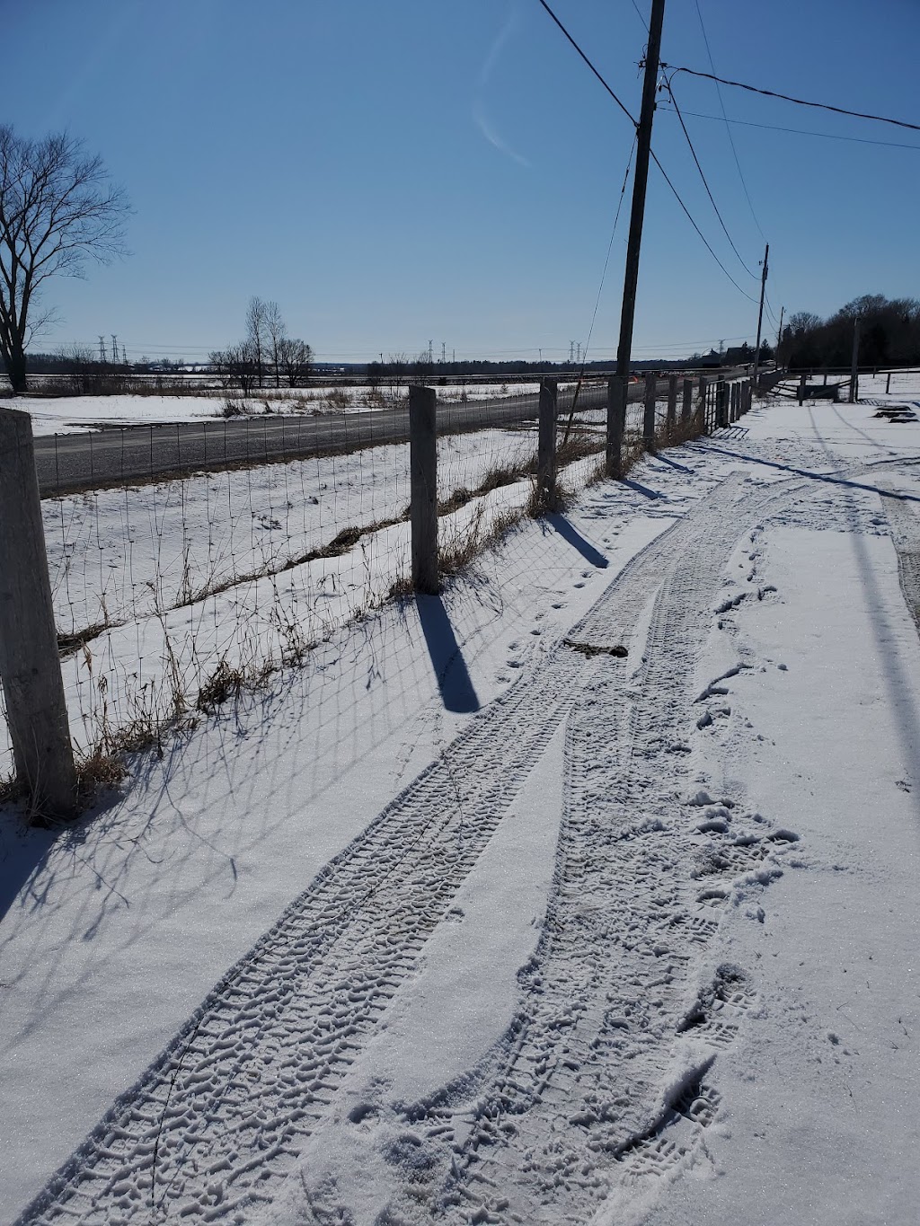 Limelake Fencing | 513 Country 12 Rd, Selby, ON K0K 2Z0, Canada | Phone: (613) 561-2510