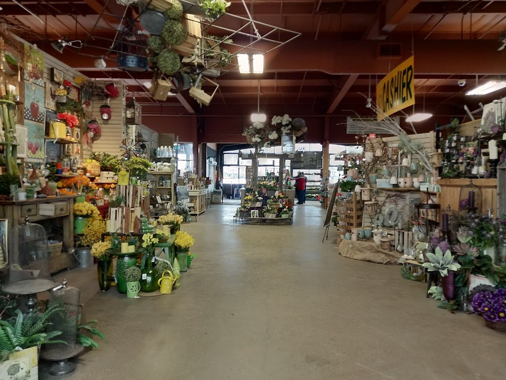 Art Knapp Garden Centre & Florist | 420 Nunavut Way, Kamloops, BC V2H 1N6, Canada | Phone: (250) 828-2111