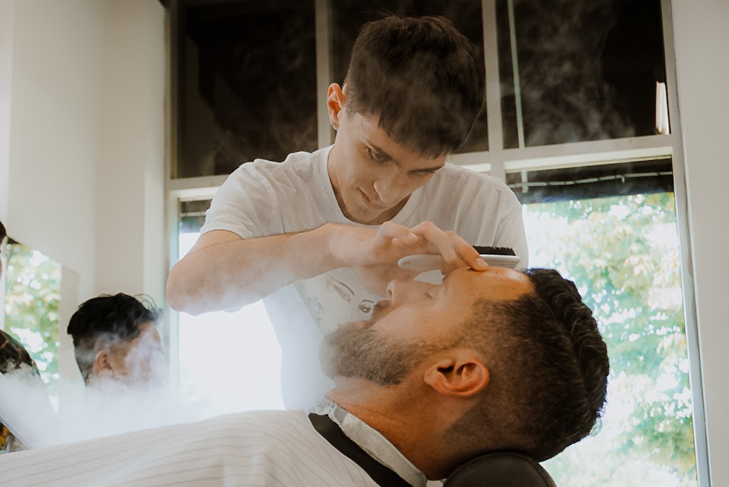 Mes Amis Barbershop | 800 Southdown Rd unit a1, Mississauga, ON L5J 2Y4, Canada | Phone: (905) 822-5888