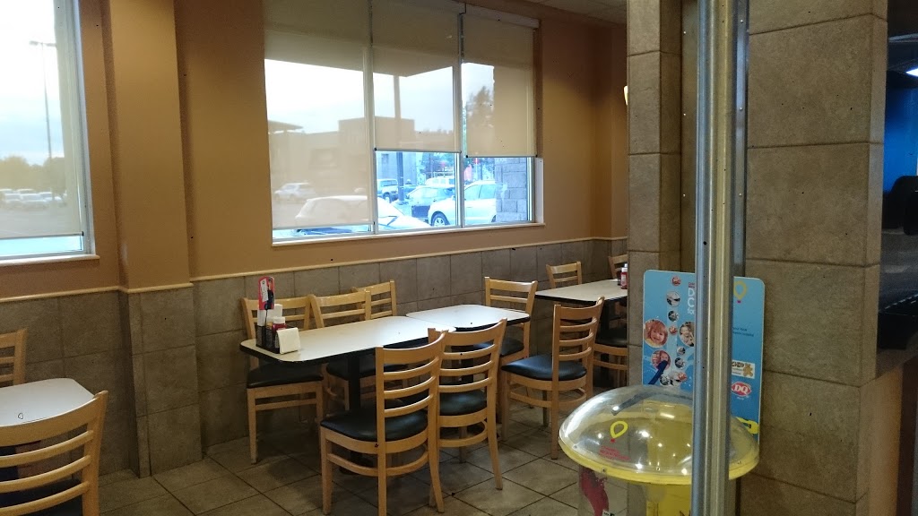 Dairy Queen Grill & Chill | 499 Terry Fox Dr Unit 110, Kanata, ON K2T 1H7, Canada | Phone: (613) 254-5736