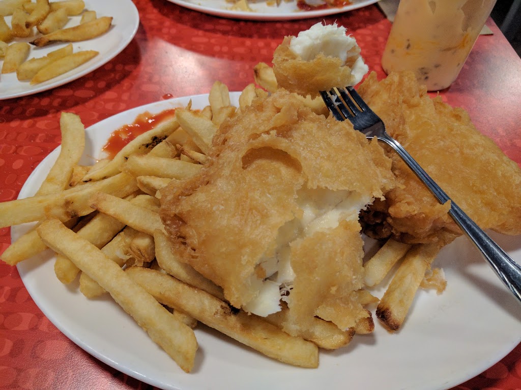 Golden Fish And Chips | 1050 Upper Gage Ave, Hamilton, ON L8V 5B7, Canada | Phone: (905) 575-7141