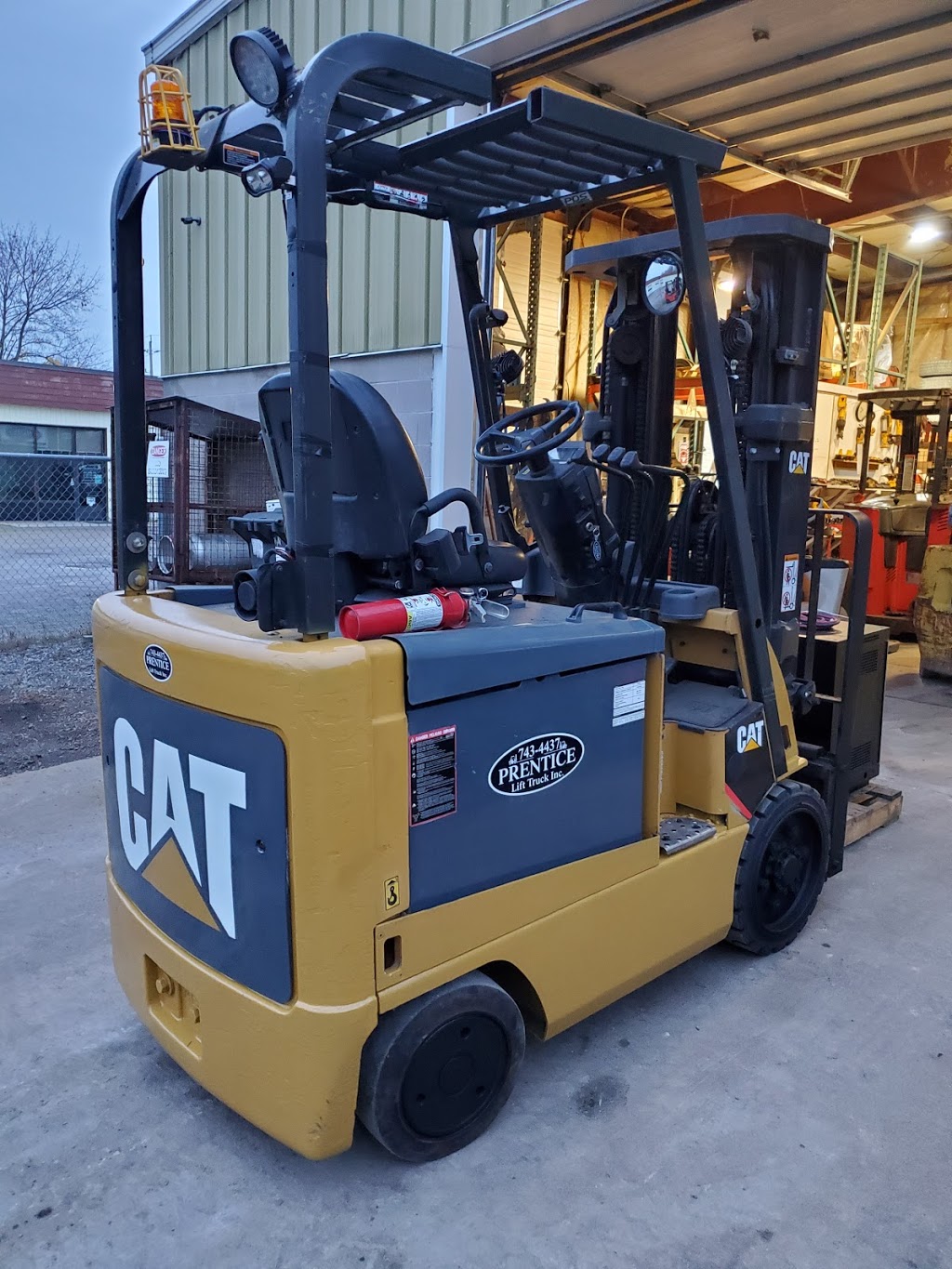 Prentice Lift Truck Inc | 399 Pido Rd, Peterborough, ON K9J 6X7, Canada | Phone: (705) 743-4437