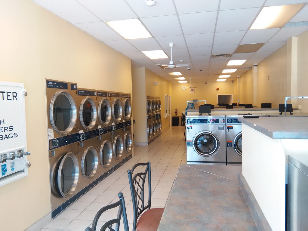 Southwood Coin Laundry | 304 St Andrews St, Cambridge, ON N1S 1P3, Canada