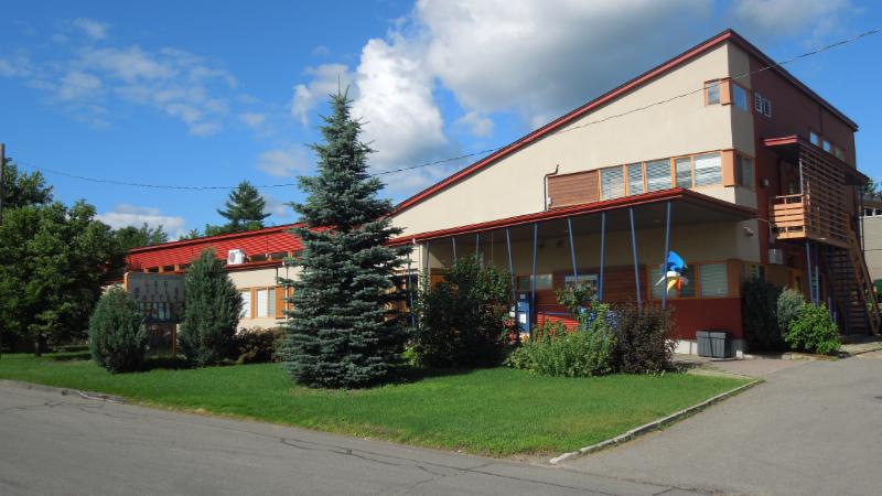 Centre de la petite enfance Les Mille Pattes | 2239 Rue Schulz, Saint-Jérôme, QC J7Y 5C3, Canada | Phone: (450) 431-7114