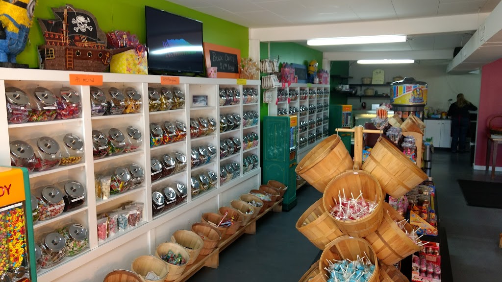 Traditional Sweet Shop | 305 10th Ave, Carstairs, AB T0M 0N0, Canada | Phone: (587) 438-4697