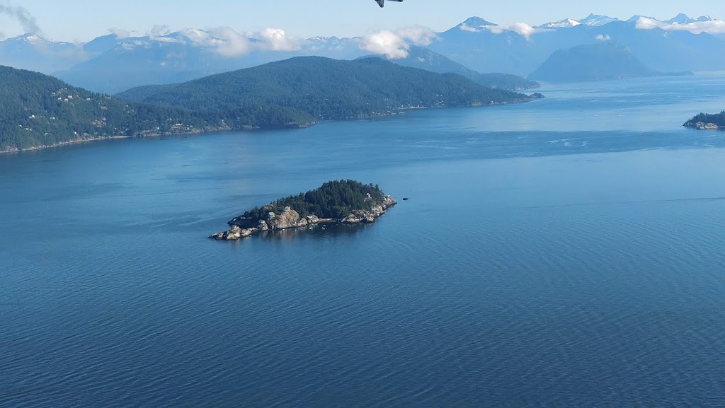 Seair Seaplanes | 1055 Canada Pl, Vancouver, BC V6C 0C3, Canada | Phone: (604) 647-7575