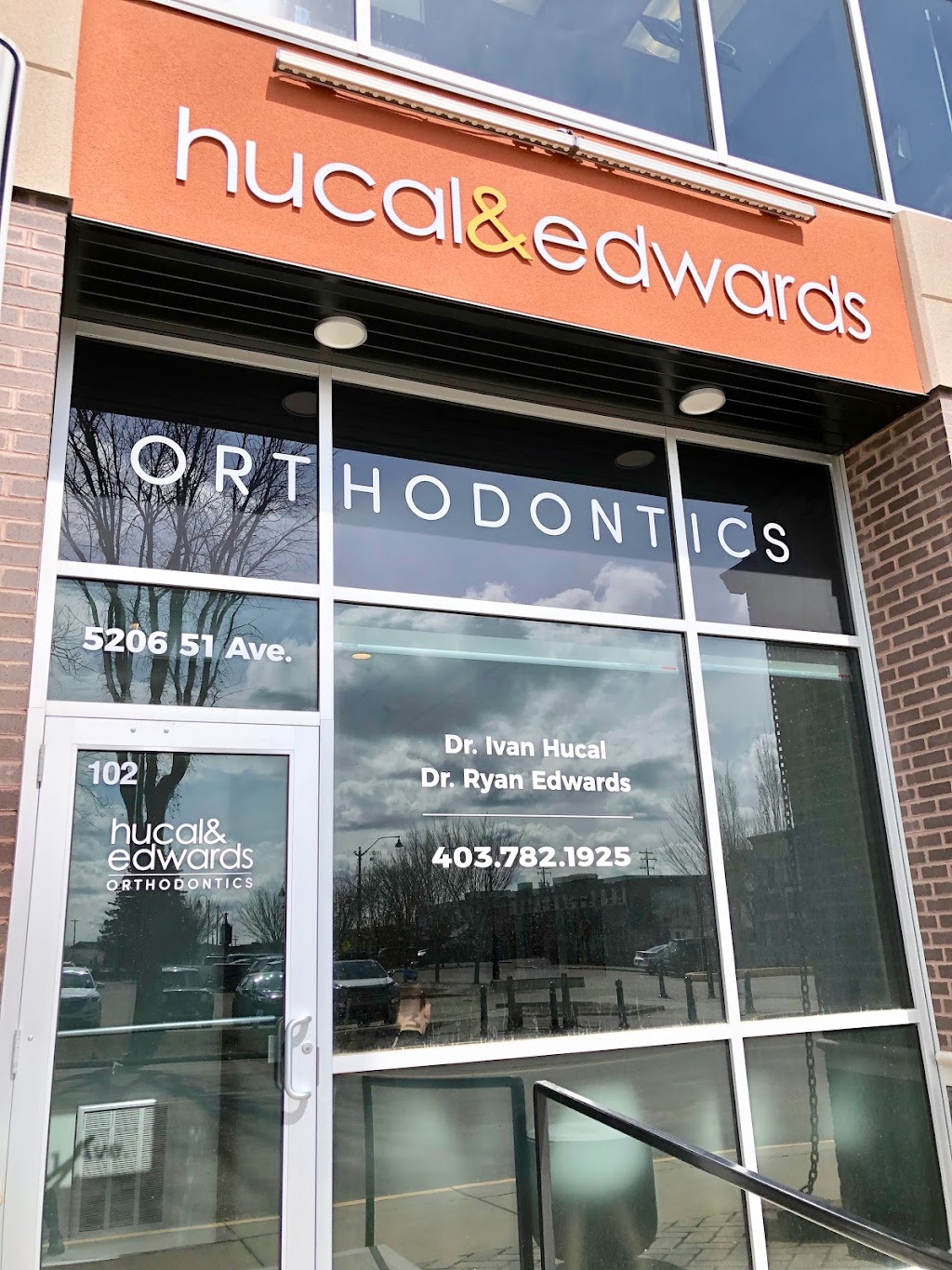 Hucal & Edwards Orthodontics | 5206 51 Ave #102, Lacombe, AB T4L 1J6, Canada | Phone: (403) 782-1925