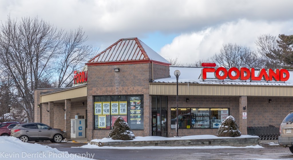 Foodland - Buckhorn | 3329 Buckhorn Rd, Buckhorn, ON K0L 1J0, Canada | Phone: (705) 657-3311