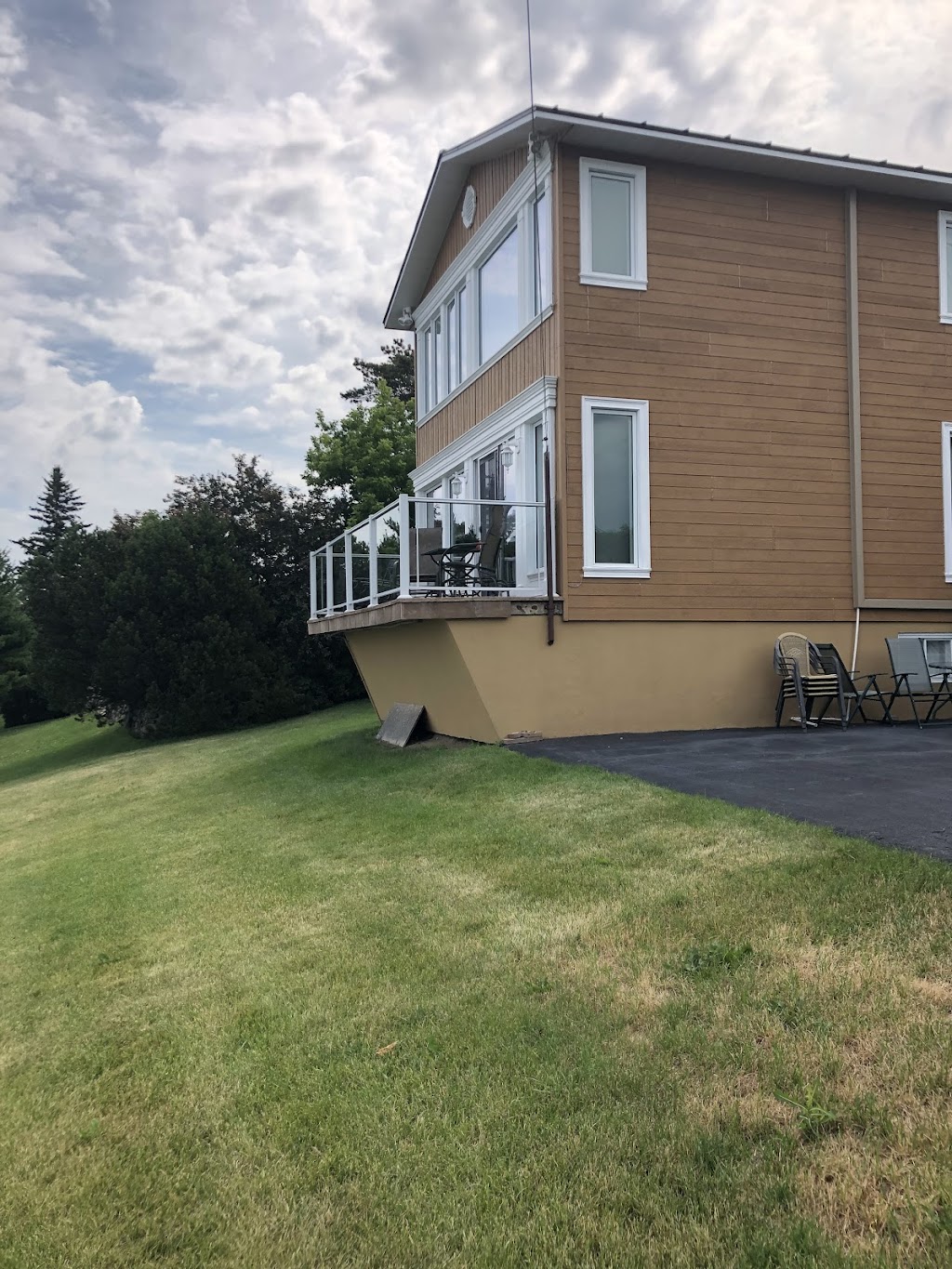 Calfeutrage Montérégie rive sud | 1699 Av. de Dieppe, Saint-Hyacinthe, QC J2S 8X5, Canada | Phone: (450) 209-4164