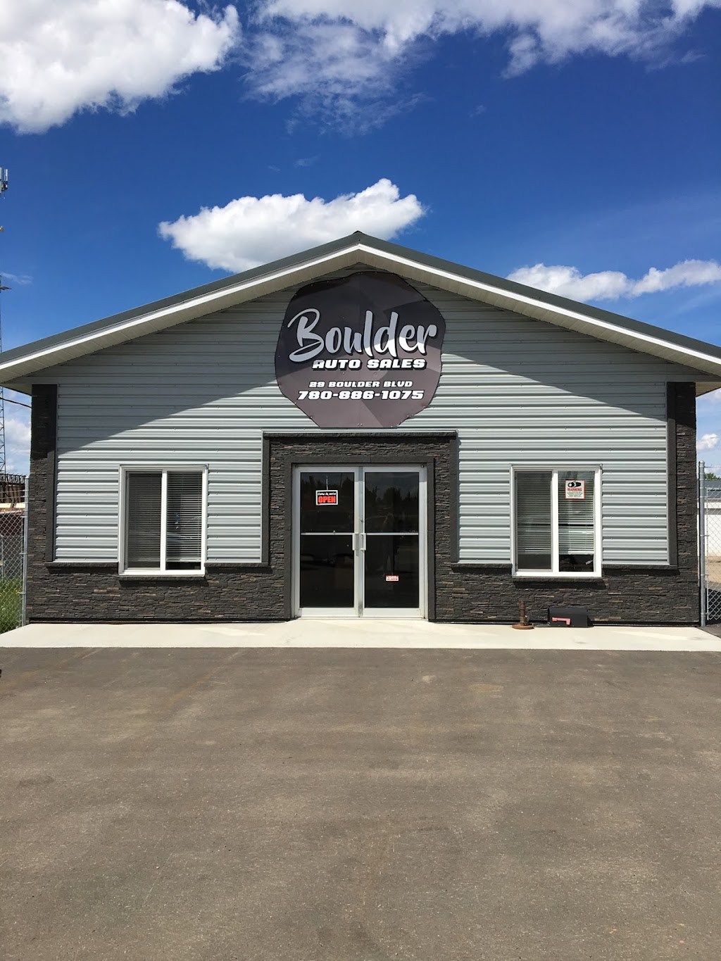 Boulder Auto Sales | 29 Boulder Boulevard, Stony Plain, AB`, Stony Plain, AB T7Z 1V6, Canada | Phone: (780) 886-1075