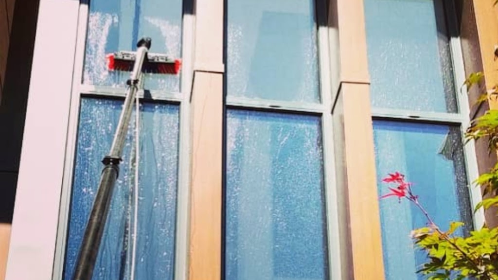 Worklad Window Cleaning | 63 Forfar St E, Caledonia, ON N3W 1E7, Canada | Phone: (905) 730-3154