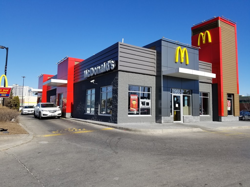 McDonalds | 2965 Eglinton Ave W, Mississauga, ON L5M 6J3, Canada | Phone: (905) 820-7438
