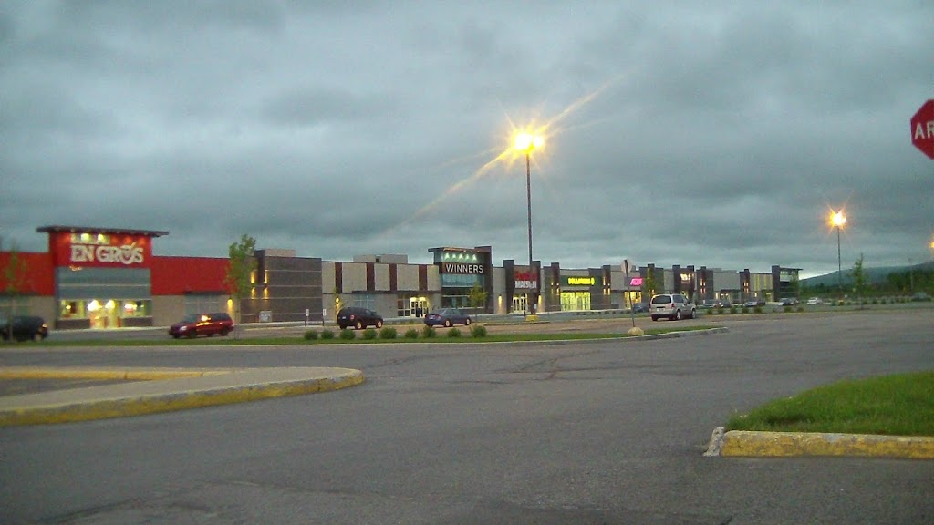 Carrefour Neufchâtel | 4605 Boulevard de lAuvergne, Québec, QC G2C 1H7, Canada | Phone: (418) 843-1580