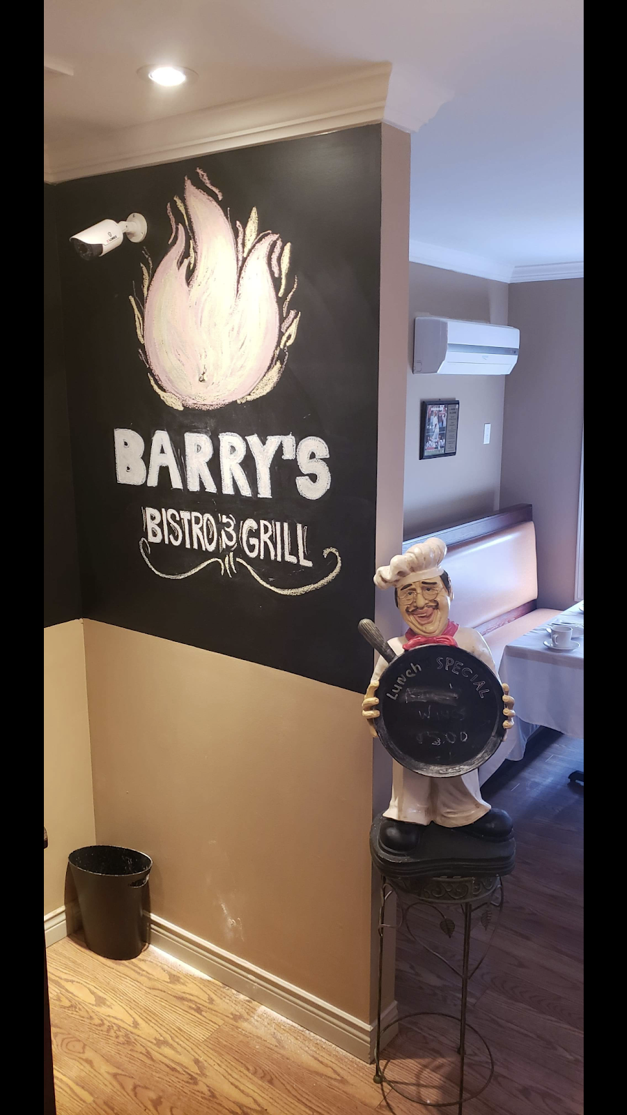 Barry’s Bistro & Grill | 7 Park Ave, Mount Pearl, NL A1N 1J1, Canada | Phone: (709) 368-9999