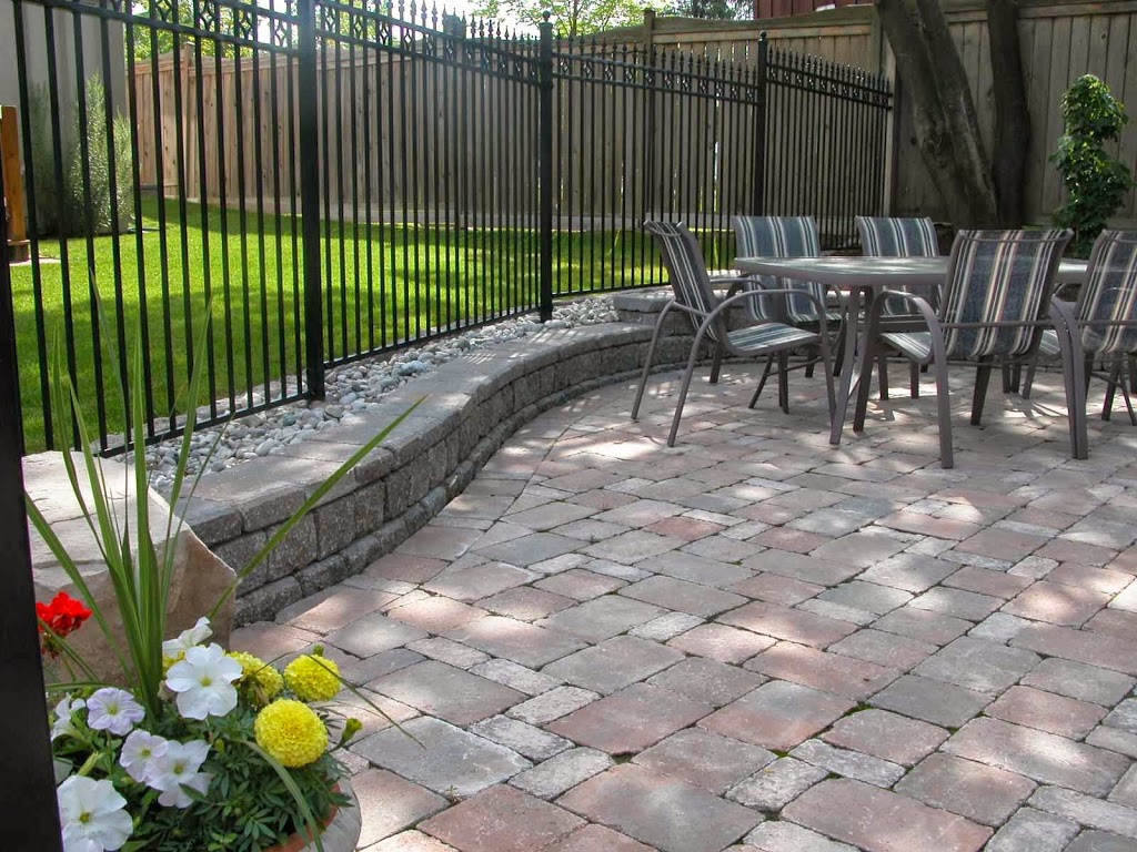 BCH Landscaping Design | 39 Kenninghall Blvd, Mississauga, ON L5N 1J5, Canada | Phone: (905) 814-1552