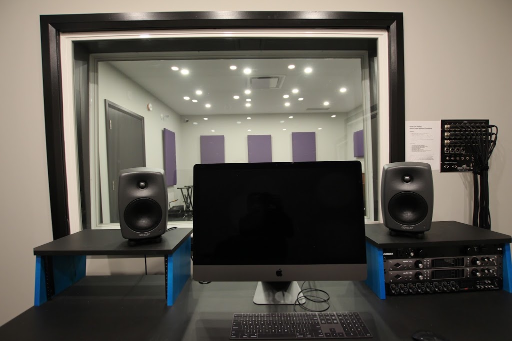 Royal City Studios | 930 Woodlawn Rd W Unit 1, Guelph, ON N1K 1T2, Canada | Phone: (226) 314-2177