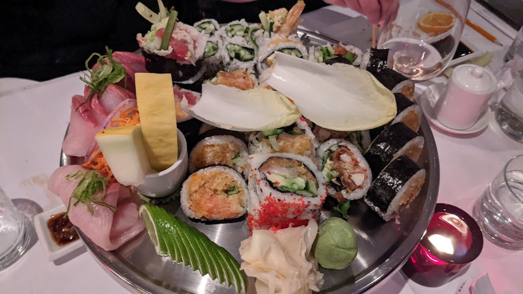 Kazumi Sushi Lounge | 6394 Rue Sherbrooke E, Montréal, QC H1N 3P6, Canada | Phone: (438) 380-9898