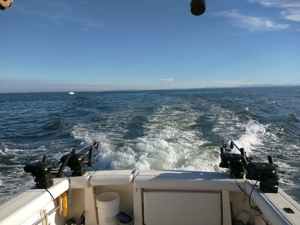 Watermark Salmon Fishing Charters | 5900 Marine Dr, West Vancouver, BC V7W 2S2, Canada | Phone: (604) 816-8944