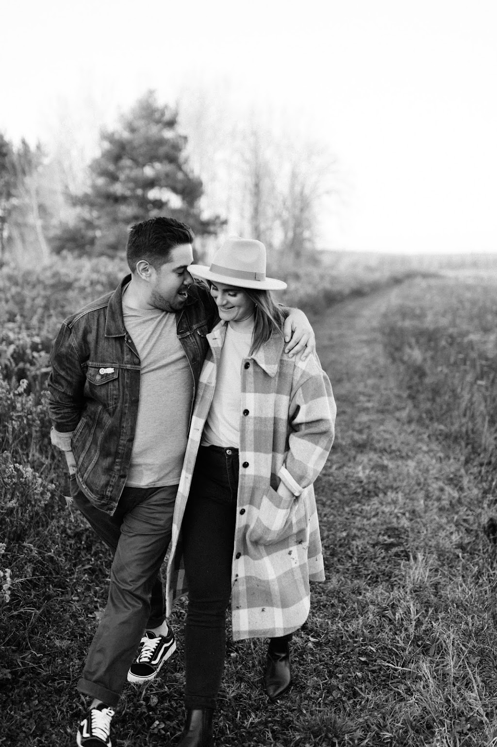 Joanna Crichton Photography | 107 Patrick St, Orillia, ON L3V 5L4, Canada | Phone: (705) 238-1416